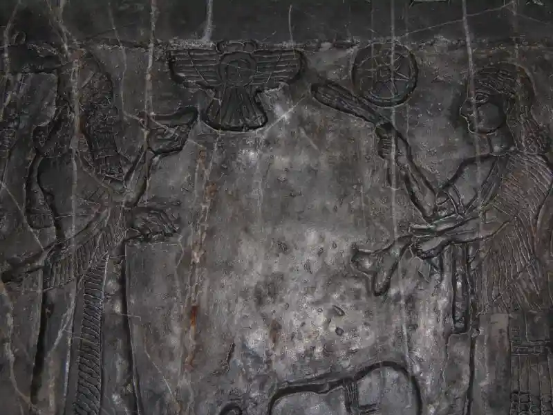 Solar disc with wings on the black Obelisk of Shalmaneser III